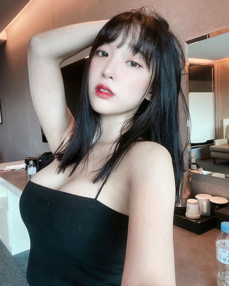 모델 강인경 님 인스타그램 셀카 사진 모음