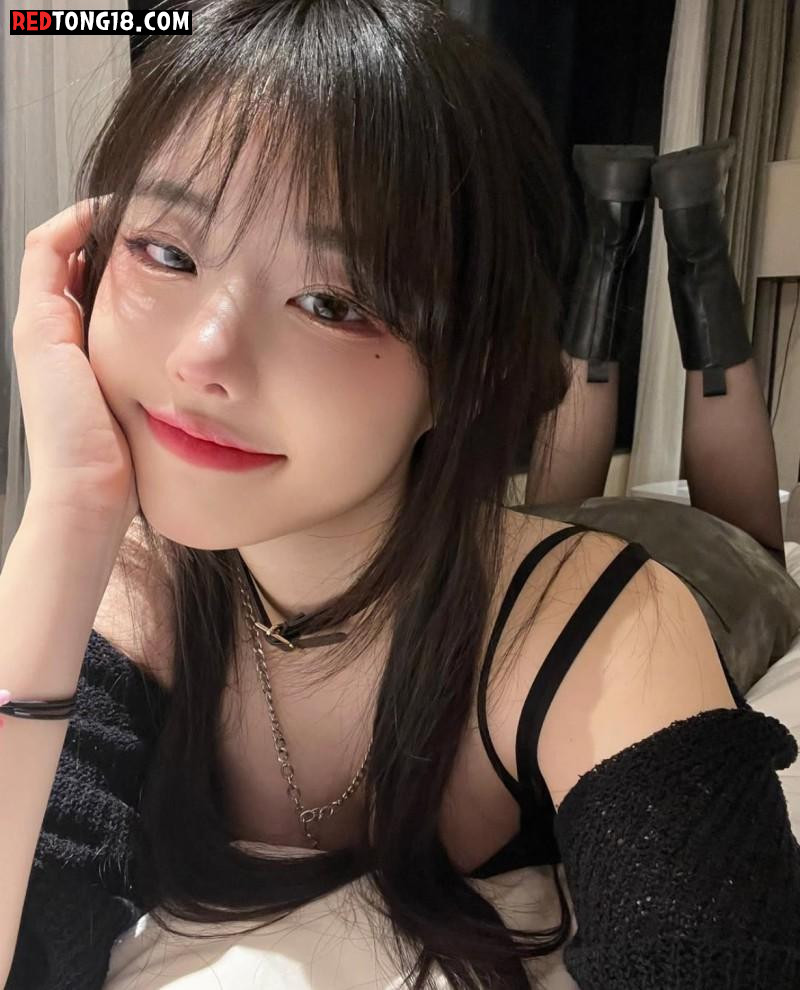 상상하게 되는 히나