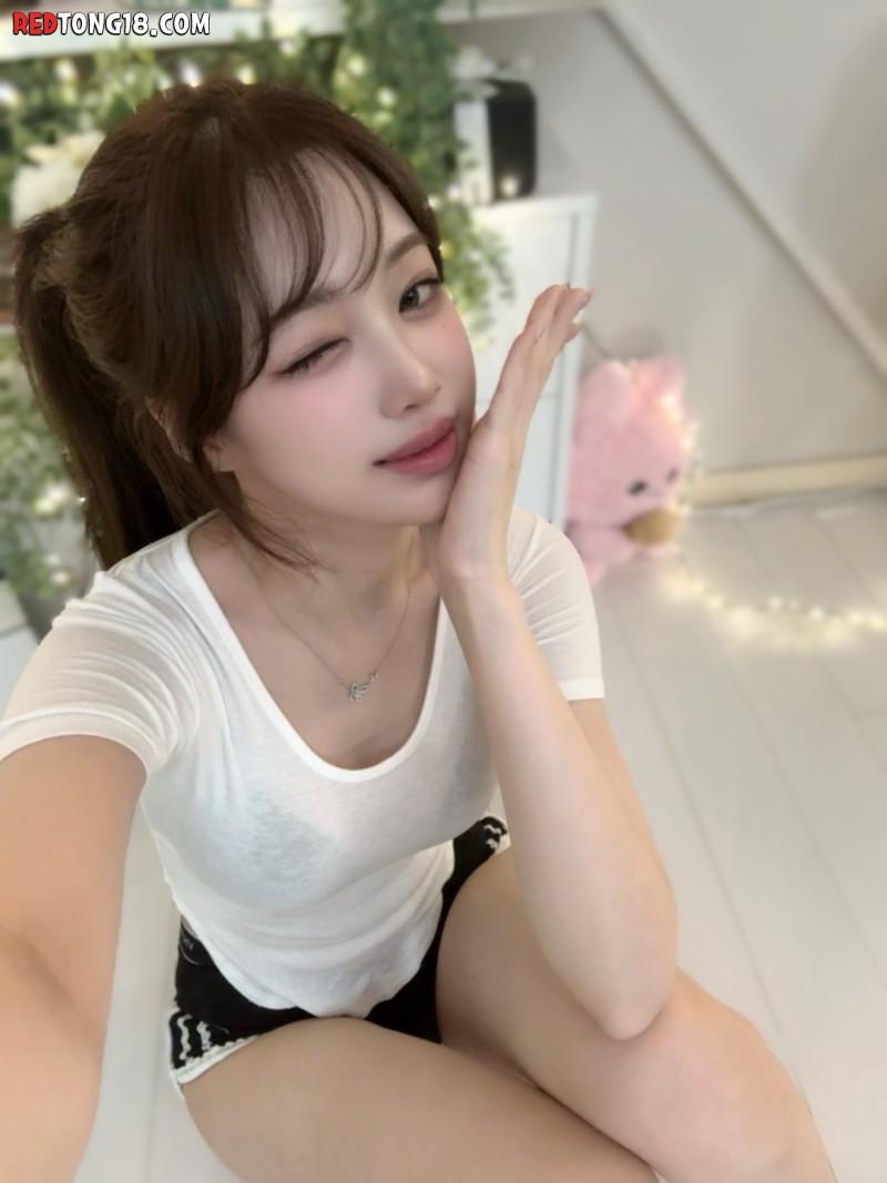 아윤 모음집 (7일 이후에 만료)