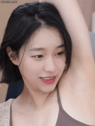 매끈한 겨드랑이