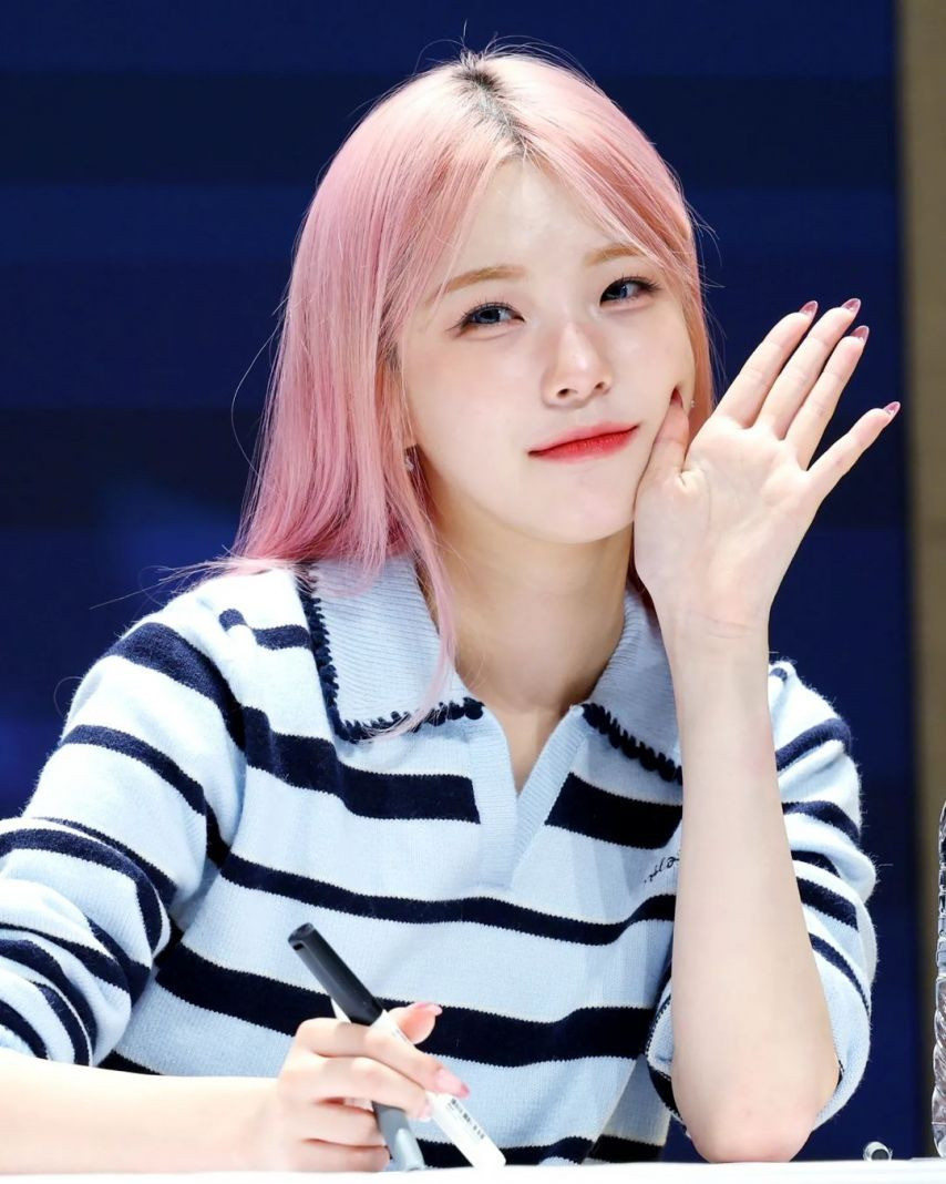 귀여운 프로미스나인 백지헌