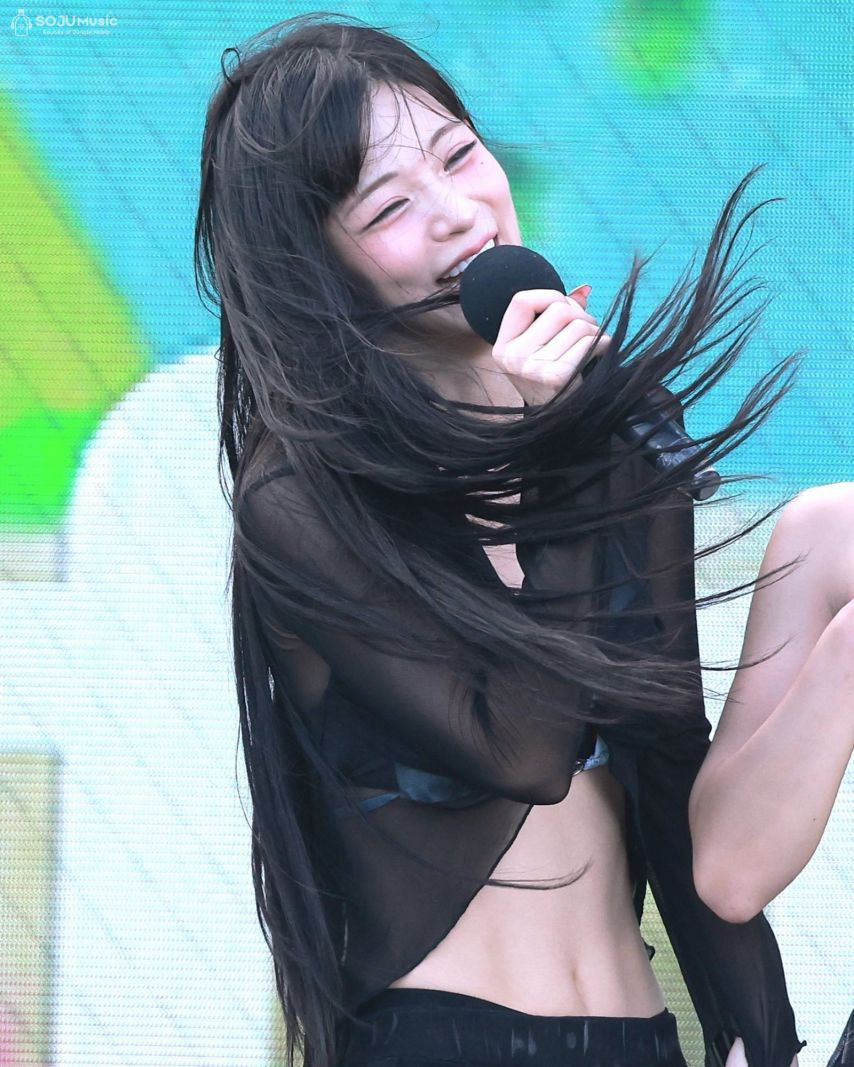 시원한 프로미스나인 이채영