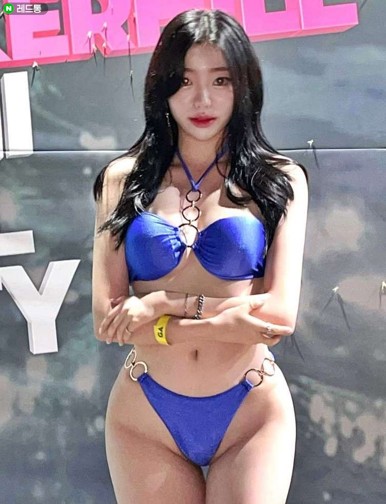 비키니 입은 168cm 피팅 모델 클라스