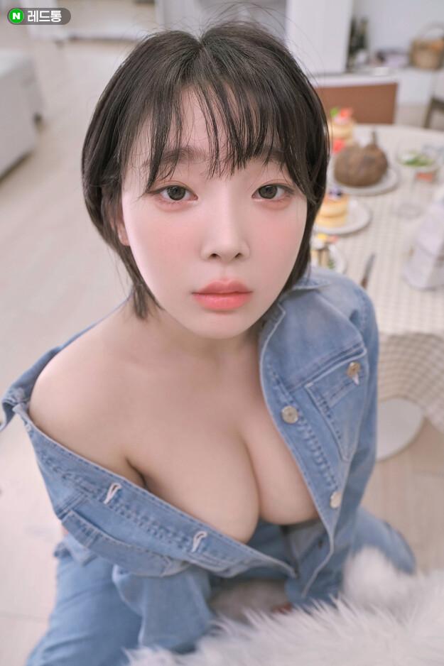 강인경 청자켓