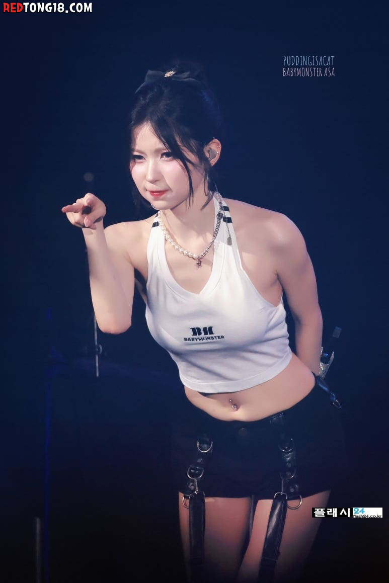 베이비몬스터 아사의 나시티 팬서비스