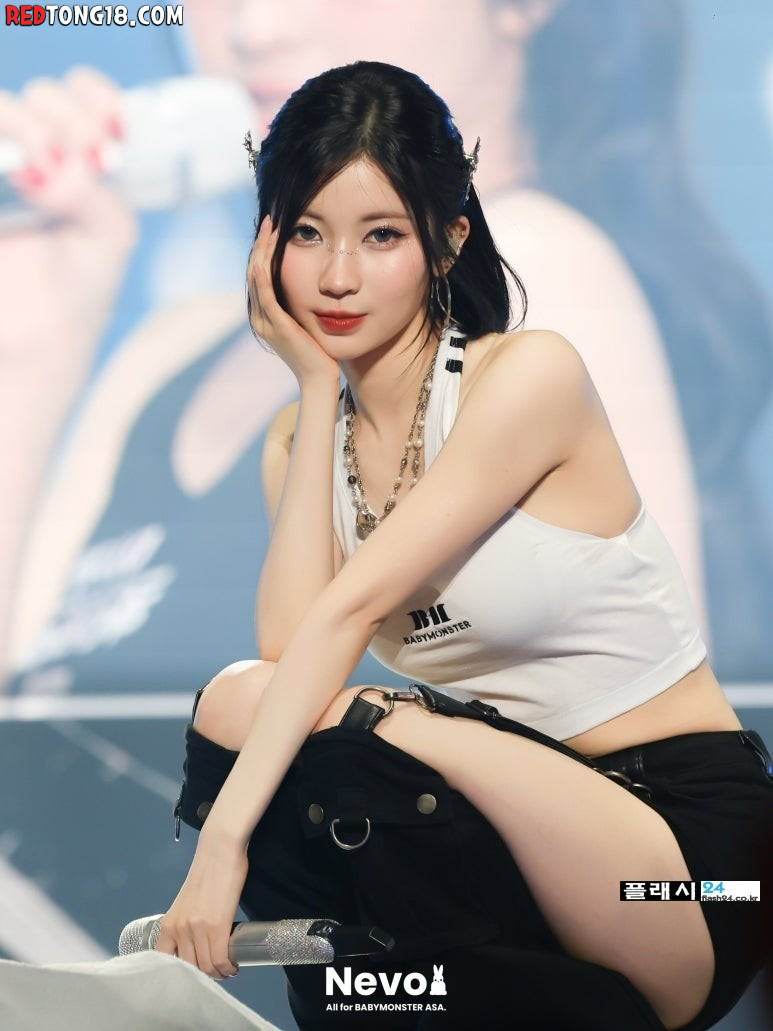 베이비몬스터 아사의 나시티 팬서비스