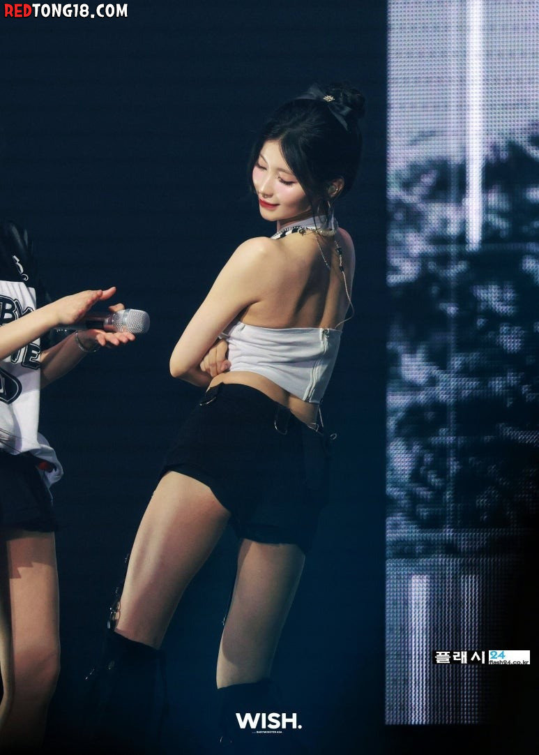 베이비몬스터 아사의 나시티 팬서비스