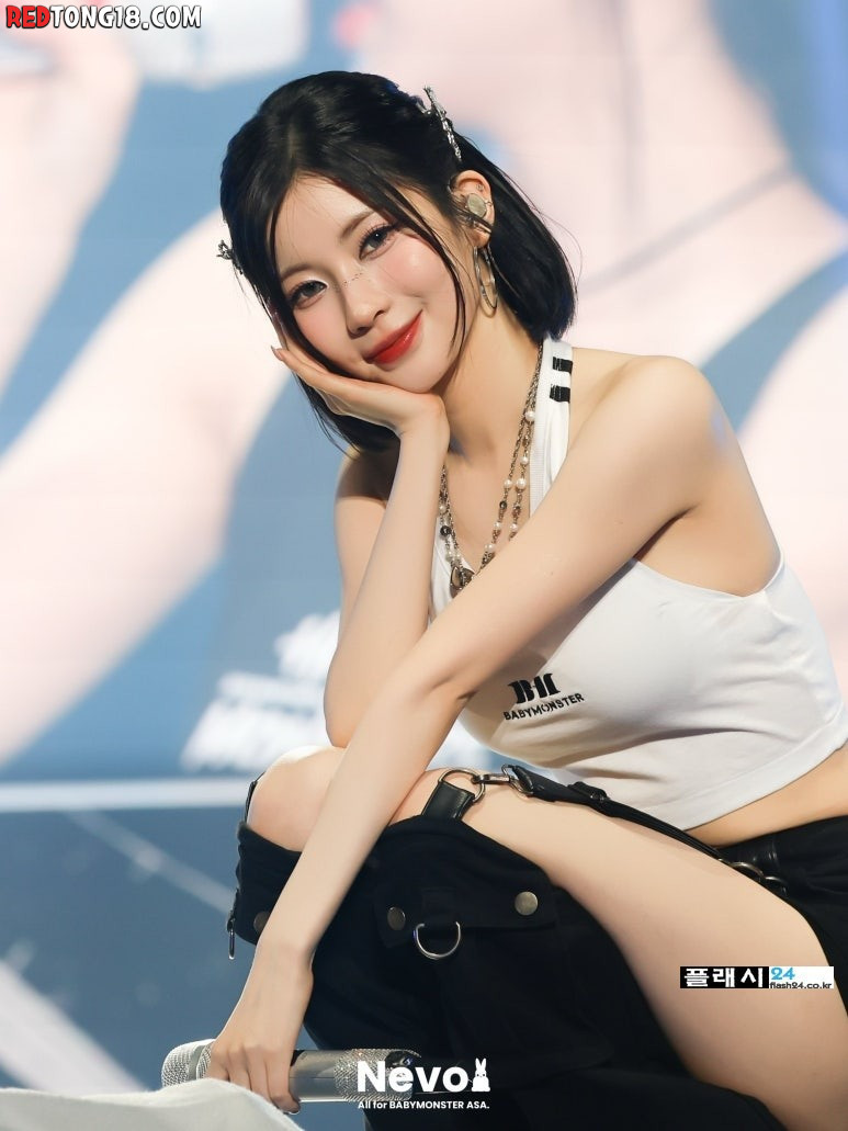 베이비몬스터 아사의 나시티 팬서비스