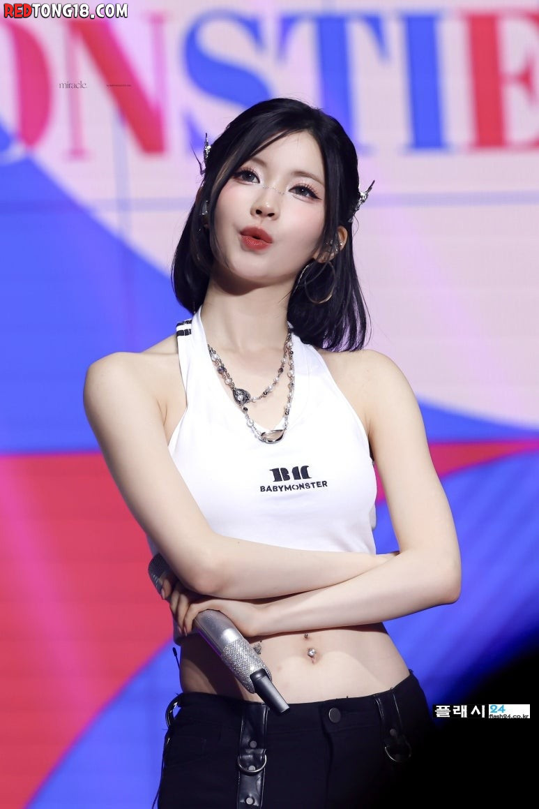 베이비몬스터 아사의 나시티 팬서비스