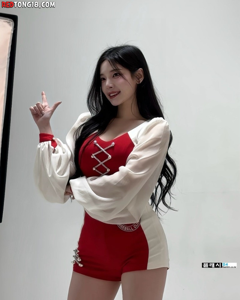 조연주 치어리더 남성 잡지 촬영중