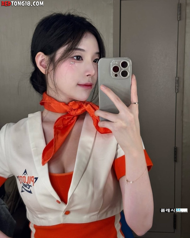 조연주 치어리더 남성 잡지 촬영중