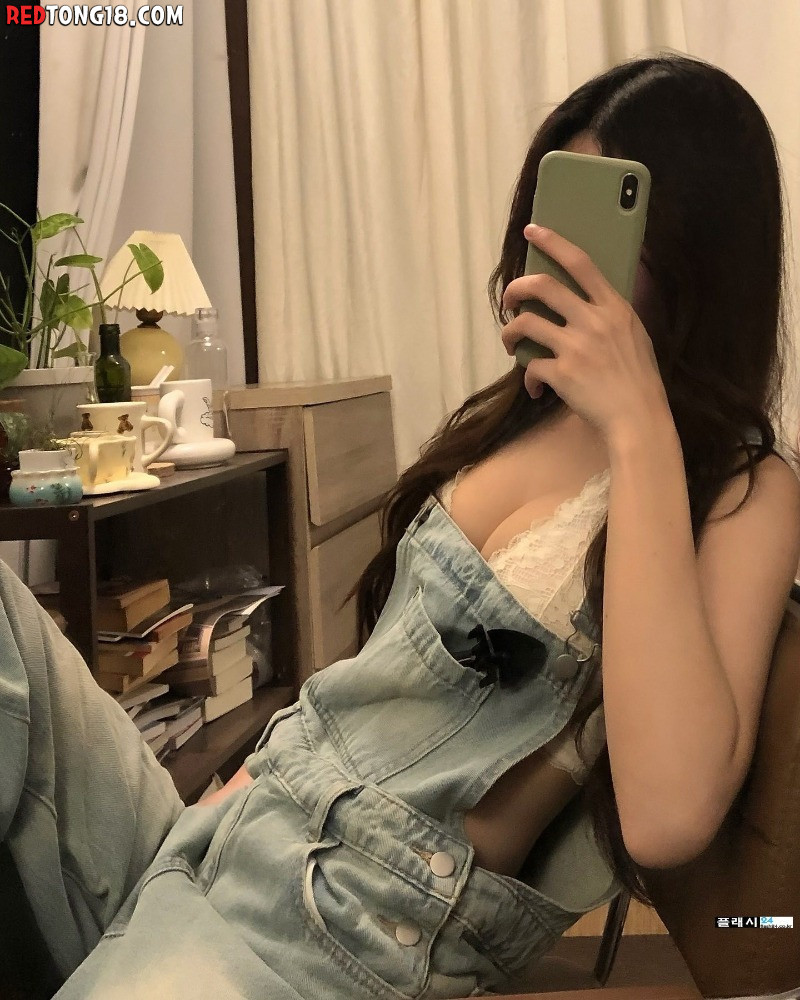 ㅇㅎ)손님없는 가게의 알바생 사생활