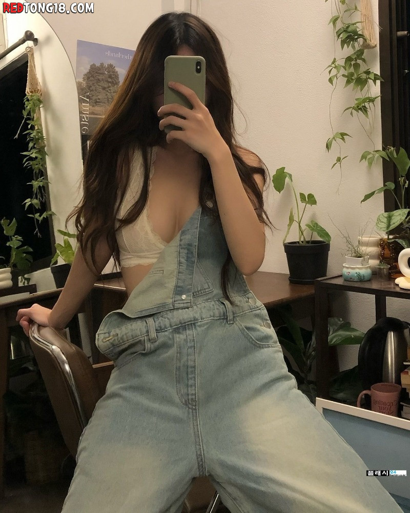 ㅇㅎ)손님없는 가게의 알바생 사생활