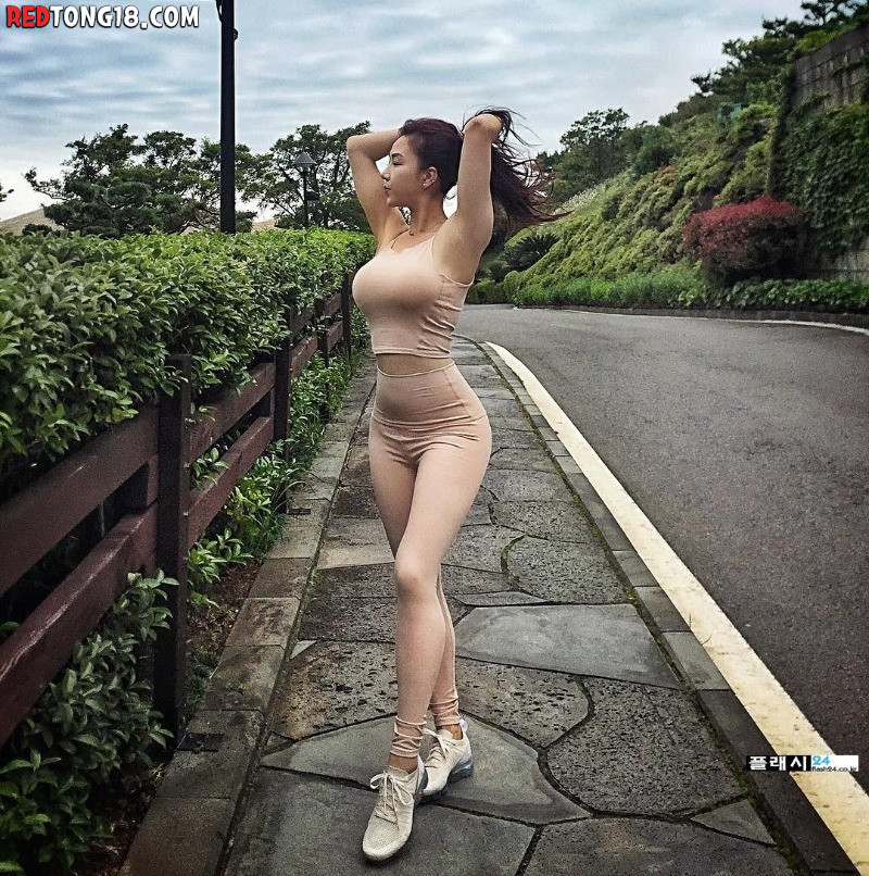 남자들이 환장하는 바디라인 그레이스킴