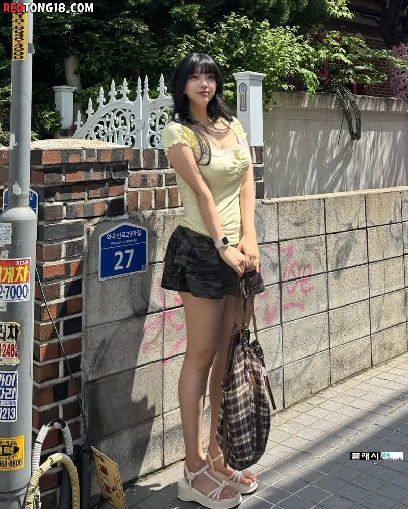쩍벌 코스프레 송하나