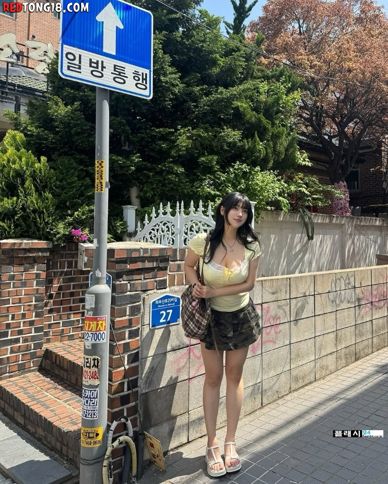 쩍벌 코스프레 송하나