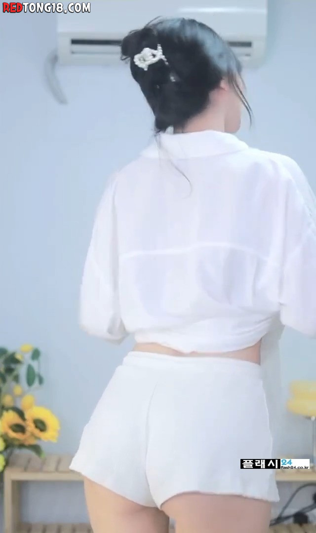 ㅇㅎ)화이트 셔츠 걷어 올린 bj 이아린