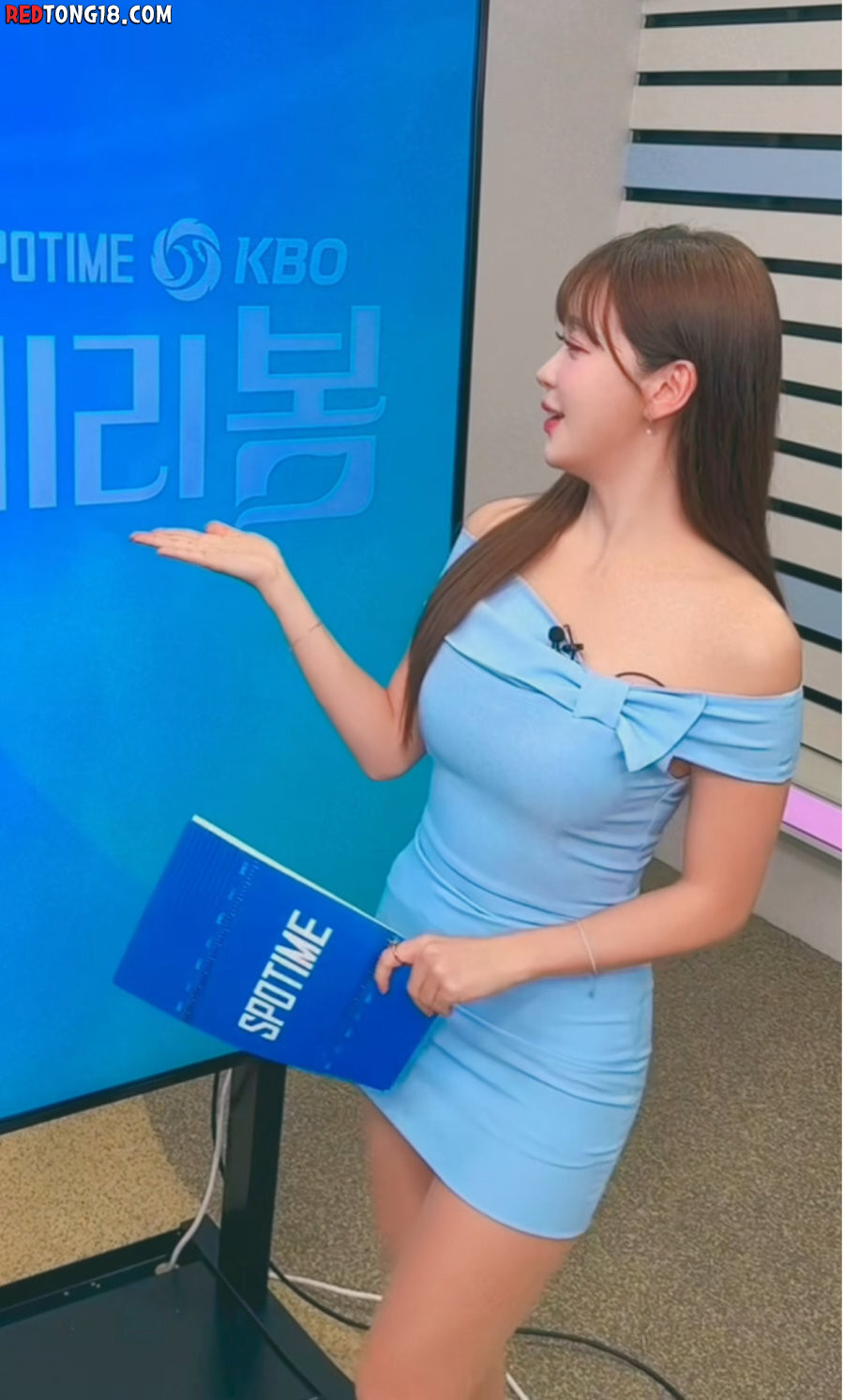 SPOTV 김윤희 아나운서 섹시의상 모음