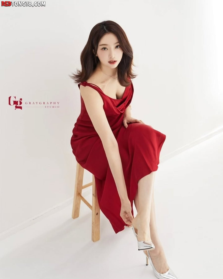 조수빈 아나운서 빨간 드레스 미모