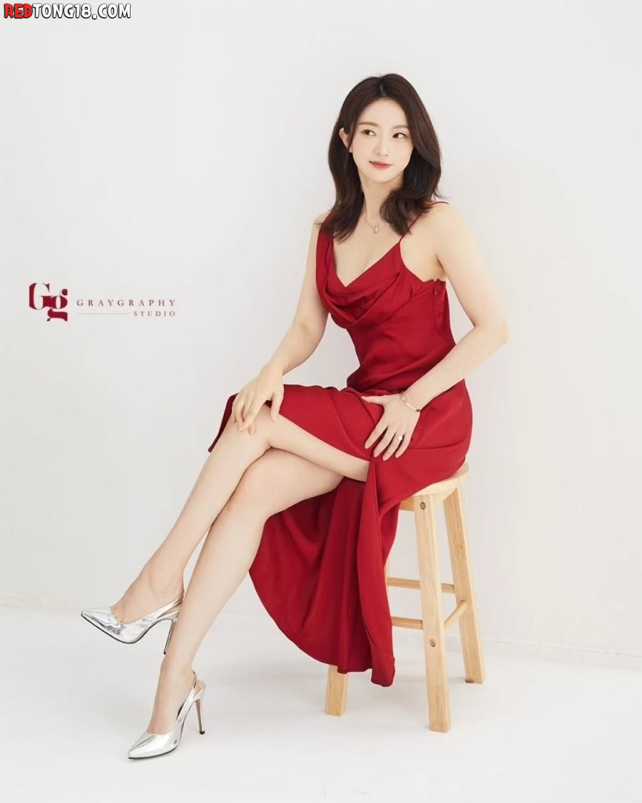 조수빈 아나운서 빨간 드레스 미모