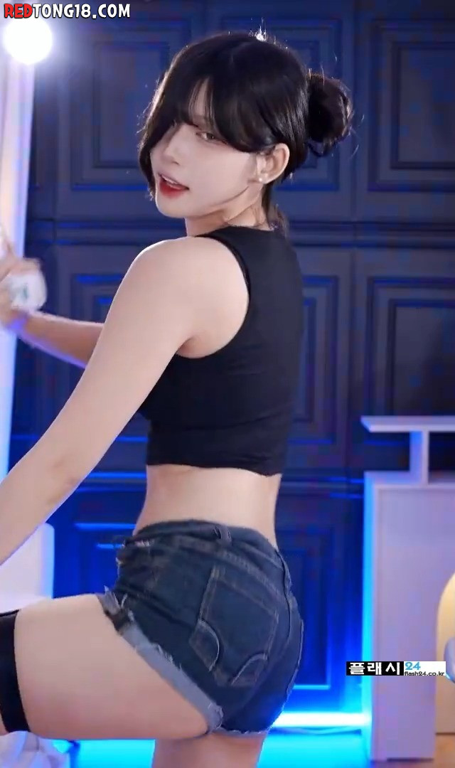 허리 튕기는 고라니율 청팬츠
