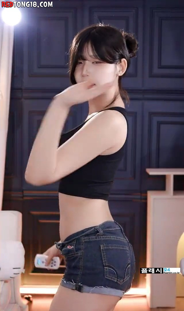 허리 튕기는 고라니율 청팬츠