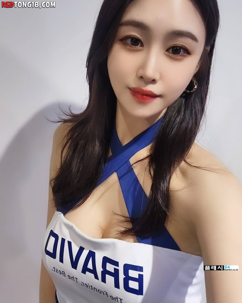ㅇㅎ)레이싱모델 유리 눈 웃음 미쳤네