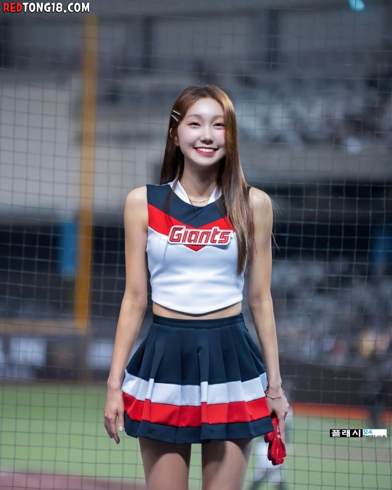 은근 쌔끈한 치어리더 박담비