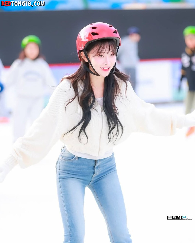 피지컬이 장난 아닌 99년생 치어리더