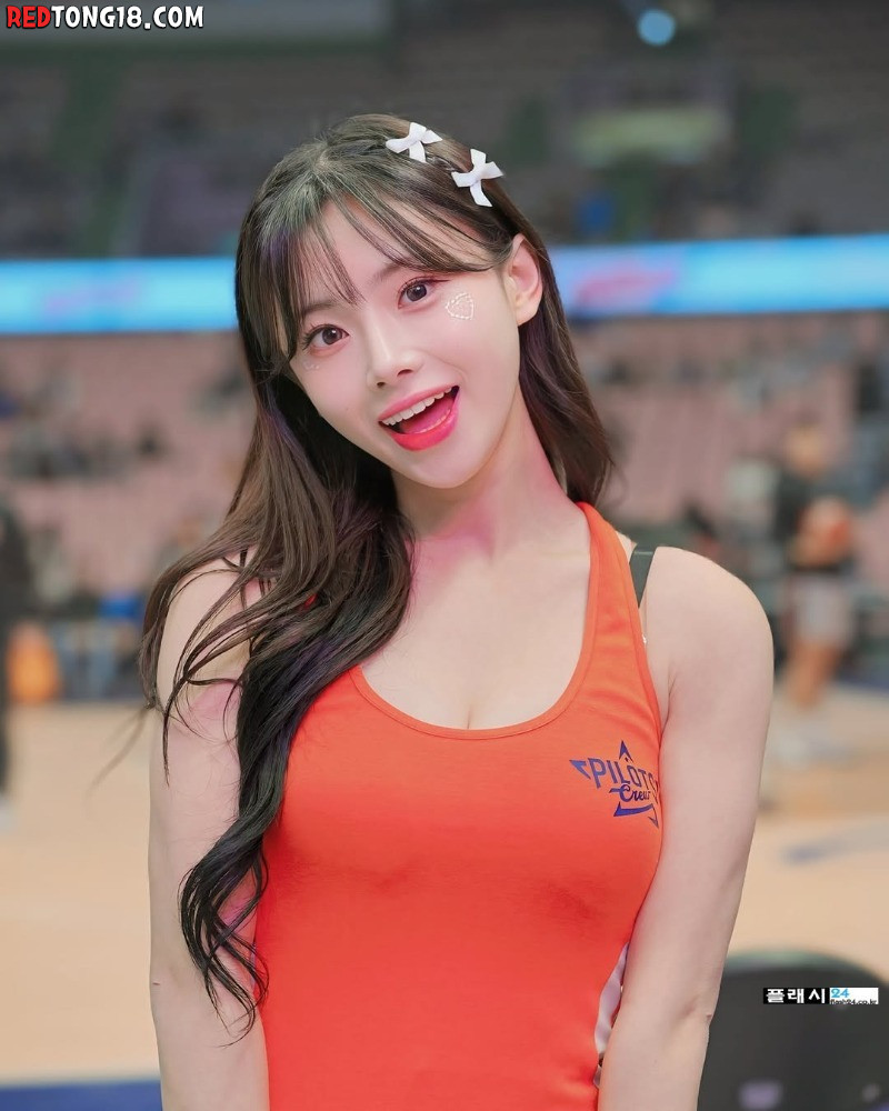 피지컬이 장난 아닌 99년생 치어리더