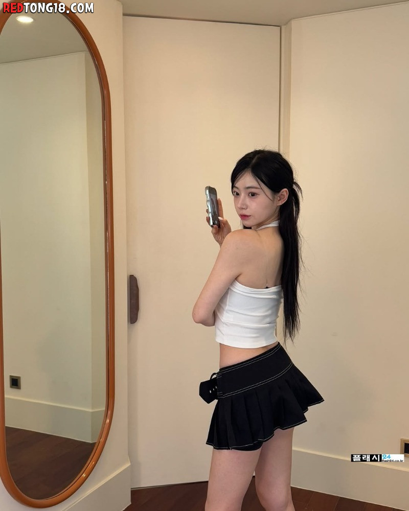 피지컬이 장난 아닌 99년생 치어리더