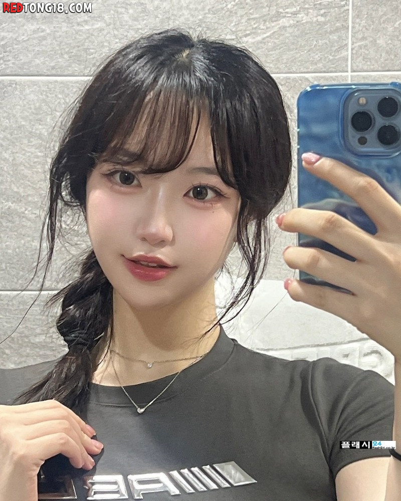얼굴과 전혀 다른 코스프레녀