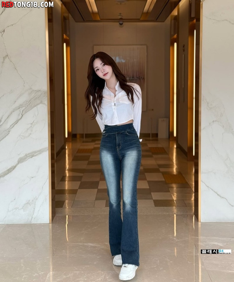 이지현 이런 여직원 꼭 비서 삼고싶다