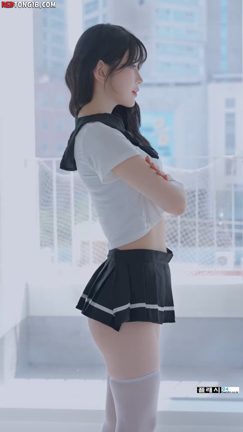 ㅇㅎ)모델 희솔 크롭 세라복
