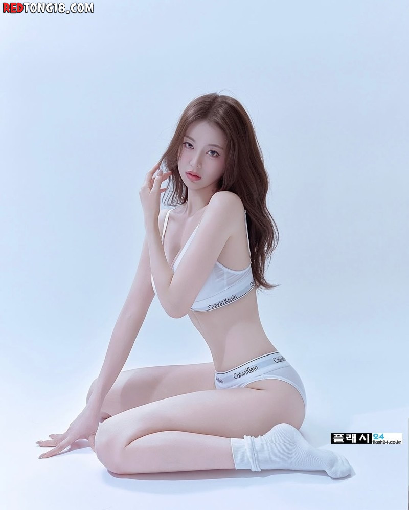 무조건 가능한 캘빈클라인녀 유주