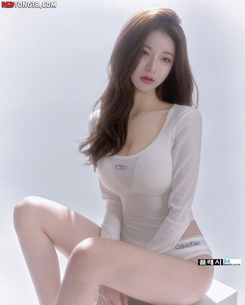 무조건 가능한 캘빈클라인녀 유주