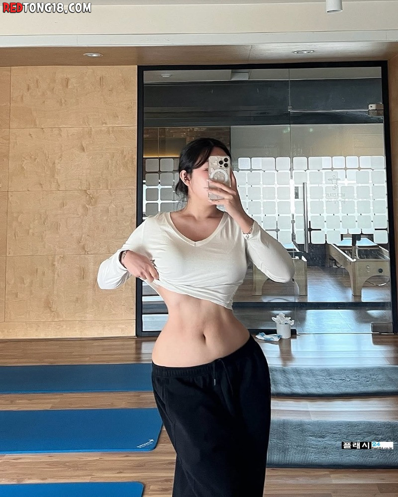 여전한 치골녀 채온