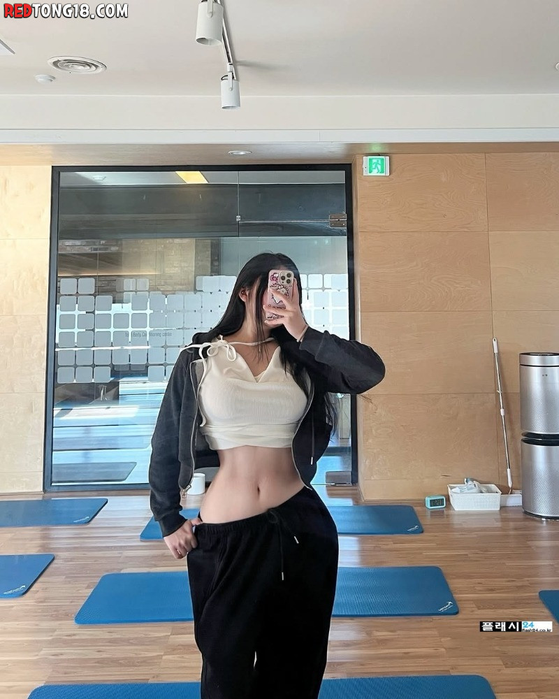 여전한 치골녀 채온