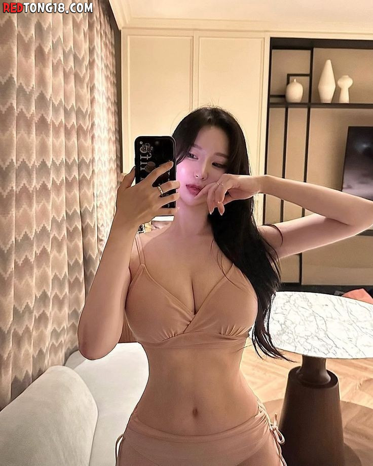 오늘자 비키니녀 몸매 4황