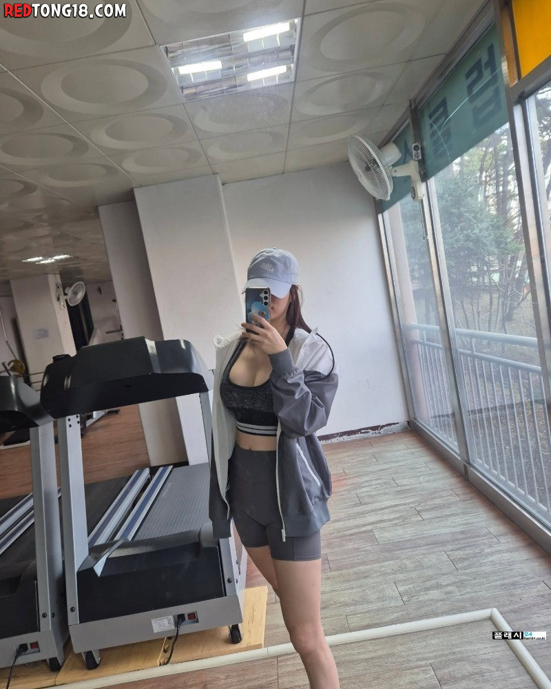 민E 운동복 수준