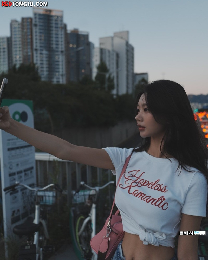 ㅇㅎ)제대 후에도 꼭 만나고 싶은 여군 중사 출신 천미경