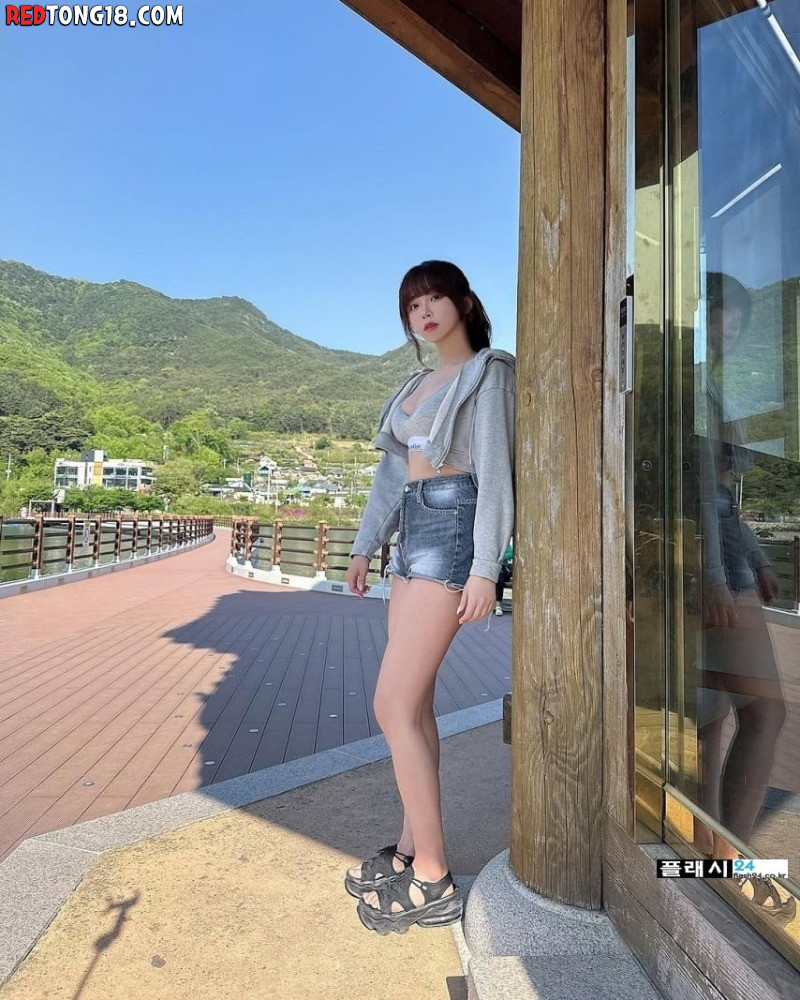 코코 김아영 인스타 회색 CK 브라