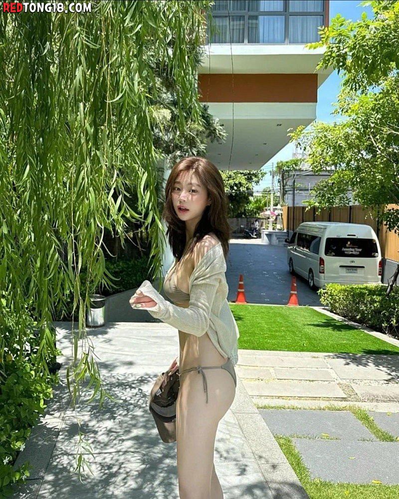 그 귀하다는 가슴 큰 슬랜더 스타일
