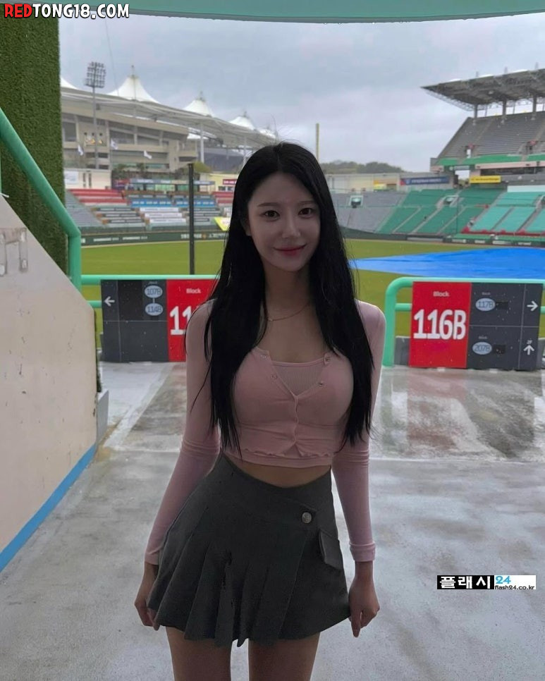 고기 구워주는 누나 치어리더 원민주
