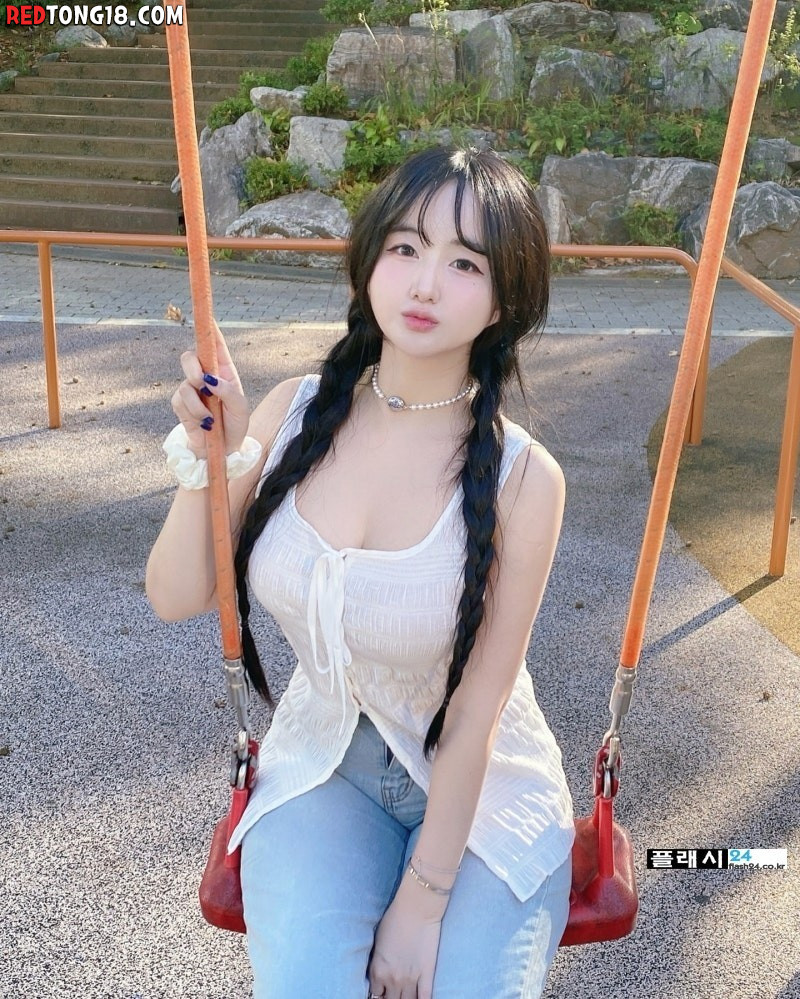 유튜버 한지나 육덕한 일상