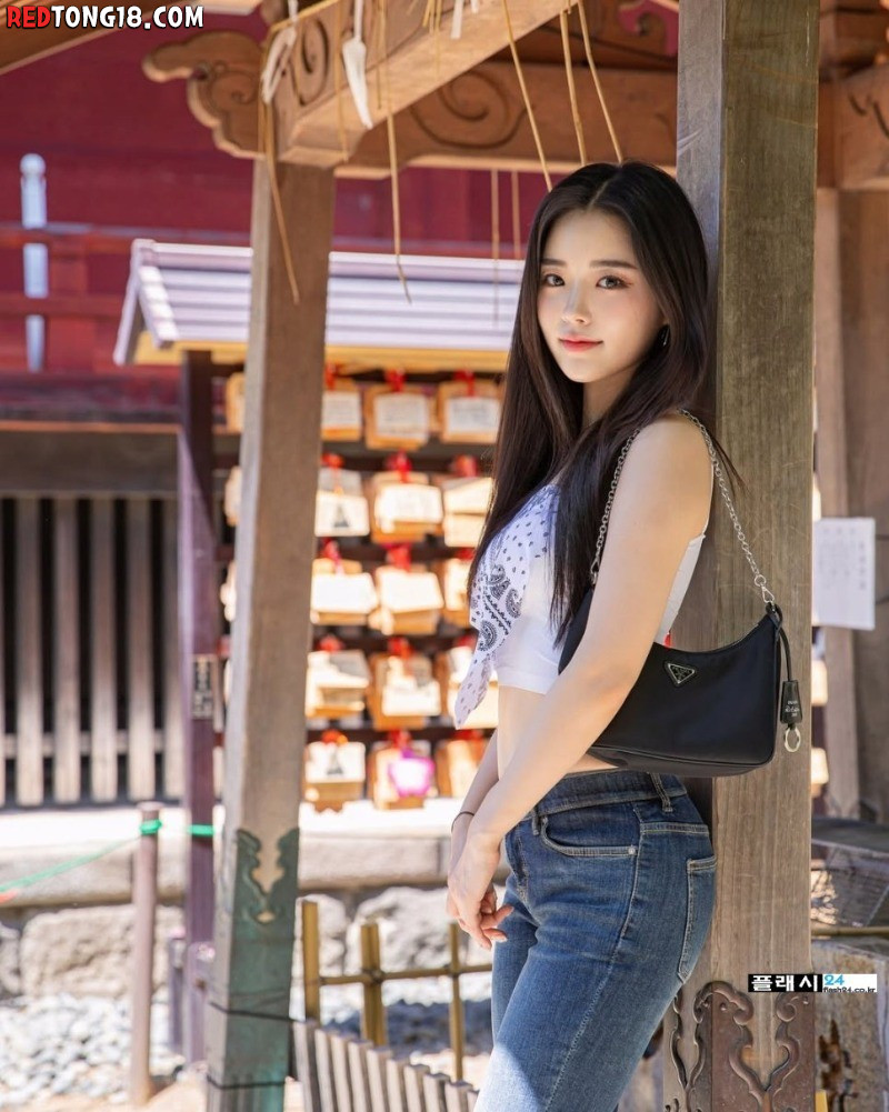 귀여운 얼굴에 감추고 있었던 모델 홍지은