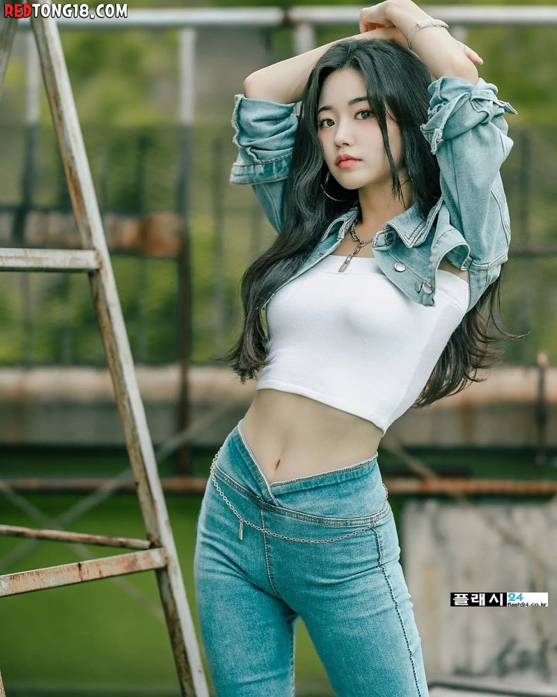 ㅇㅎ)남자들 끌리게하는 모델 홍지은