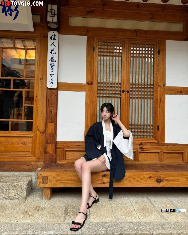 치지직 난리나게 만든 존예 신입 여캠 일로하