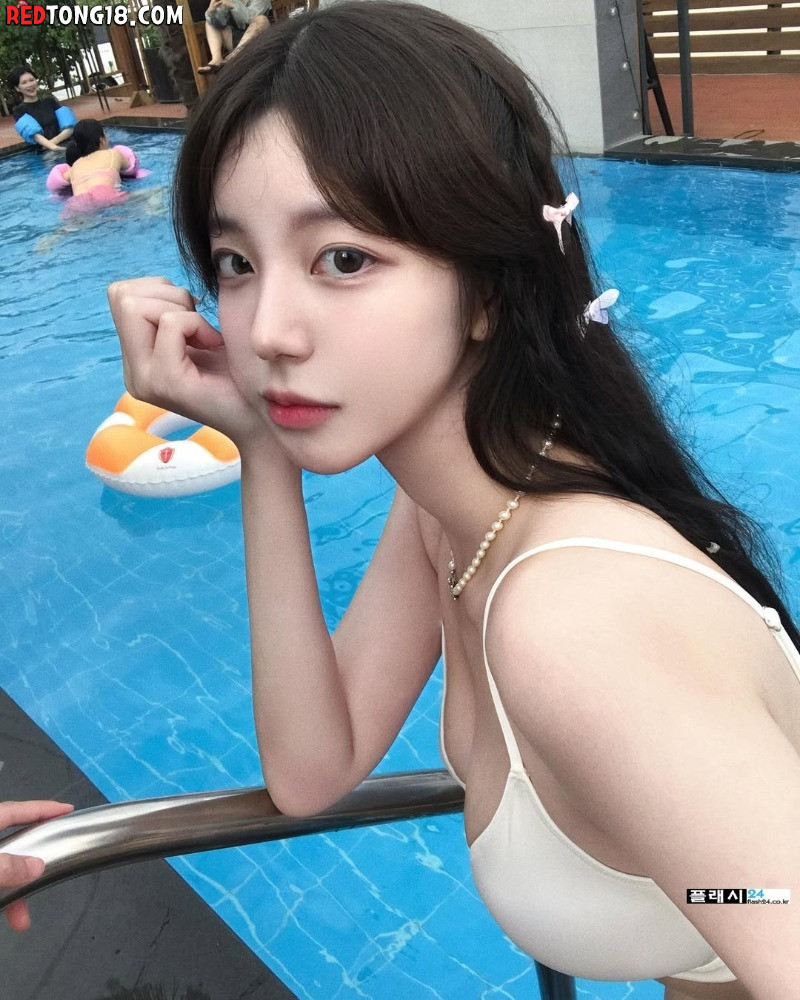 치지직 난리나게 만든 존예 신입 여캠 일로하