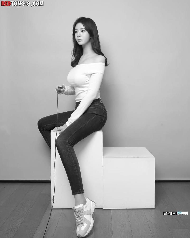 치지직 난리나게 만든 존예 신입 여캠 일로하